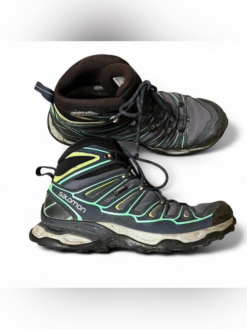 Salomon Women’s Gray with Green Accents Trail Boots